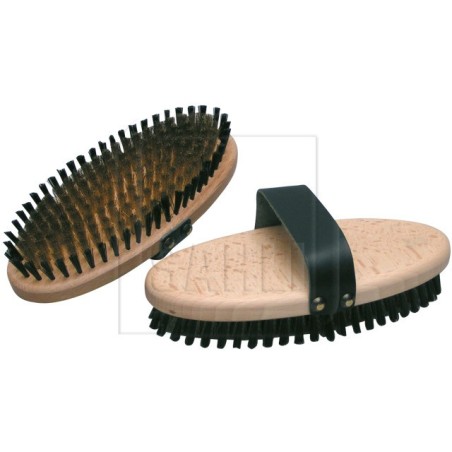 Brosse à bétail avec poils de laiton